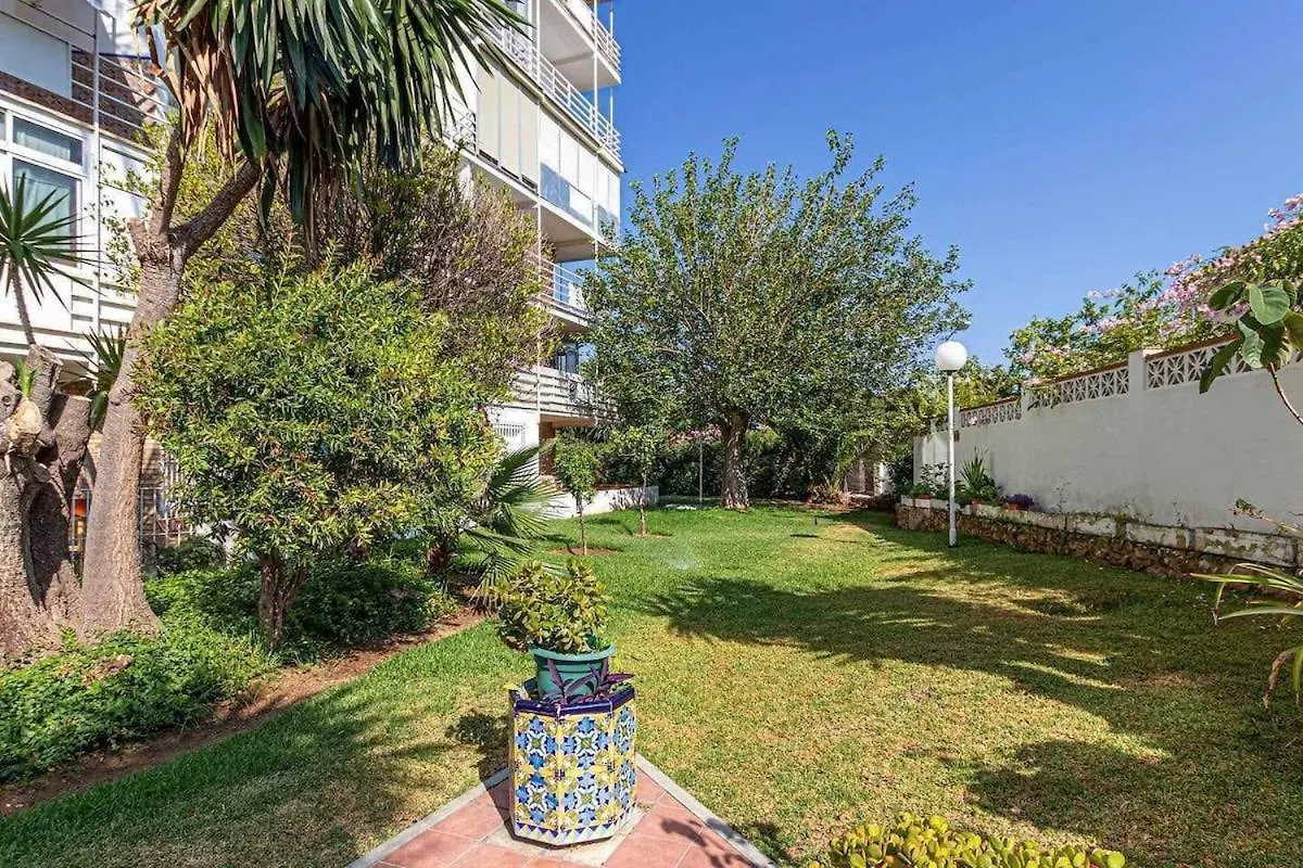 797 Holiday Rentals- Moderno, Centrico Y Espacioso Estudio Benalmádena İspanya