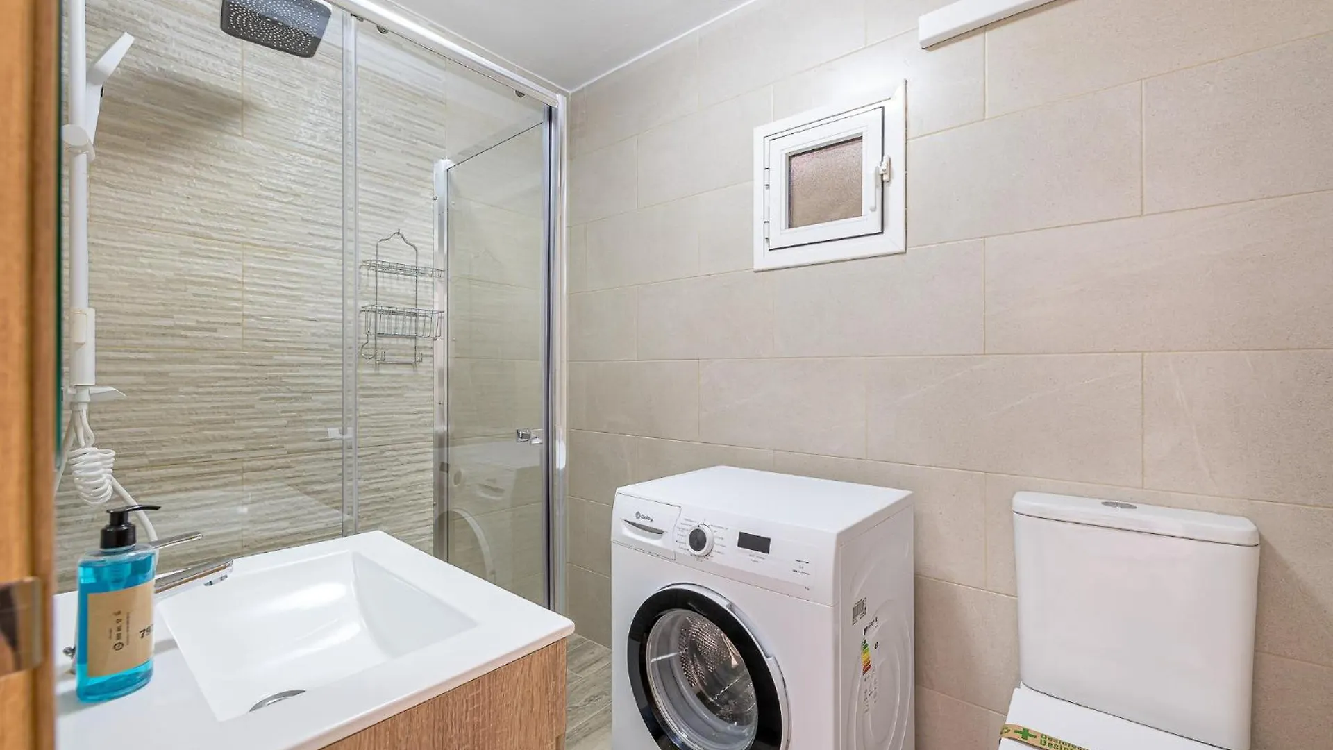 797 Holiday Rentals- Moderno, Centrico Y Espacioso Estudio Benalmadena 0*,